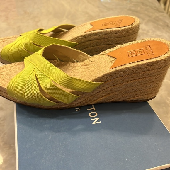 Stubbs and Wootton lIme green Slides size38 - Picture 11 of 11